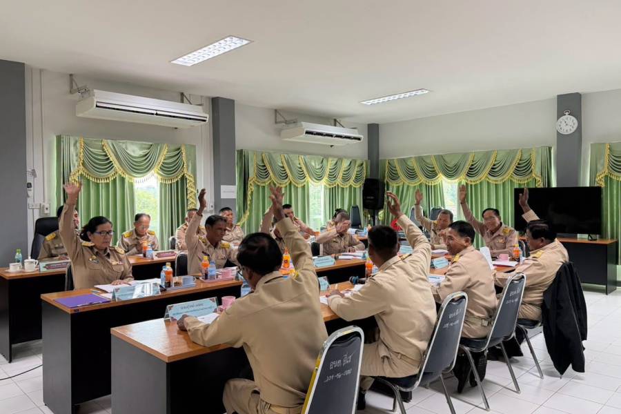 4 ส.ค.69 ประชุมสภาองค์การบริหารส่วนตำบลอีเซ สมัยวิสามัญ สมัยที่ ๑ ประจำปี พ.ศ. ๒๕๖๙ 