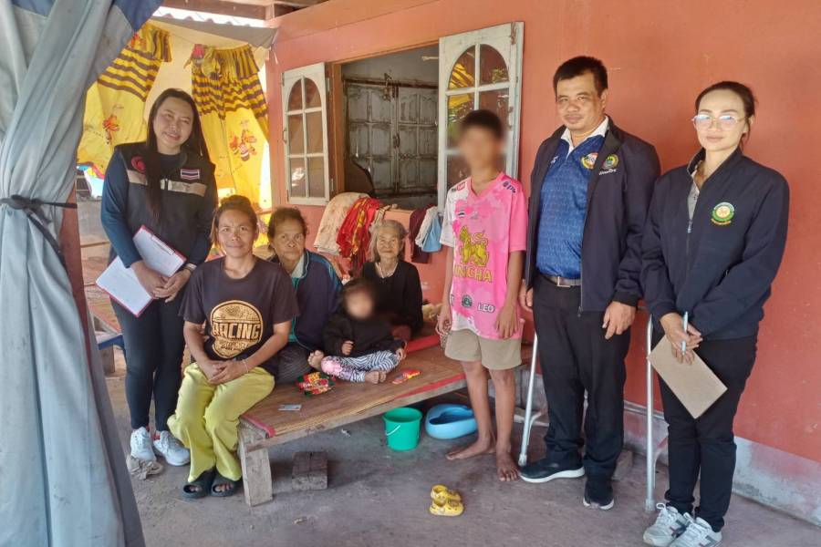 14 พ.ย.68 ลงพื้นที่พร้อมเจ้าหน้าที่จากสำนักงานพัฒนาสังคมและความมั่นคงของมนุษย์ เพื่อสอบถามตรวจเยี่ยมครอบครัวผู้ได้รับงบประมาณครอบครัวอุปการะตามงบประมาณประจำปี 2569 